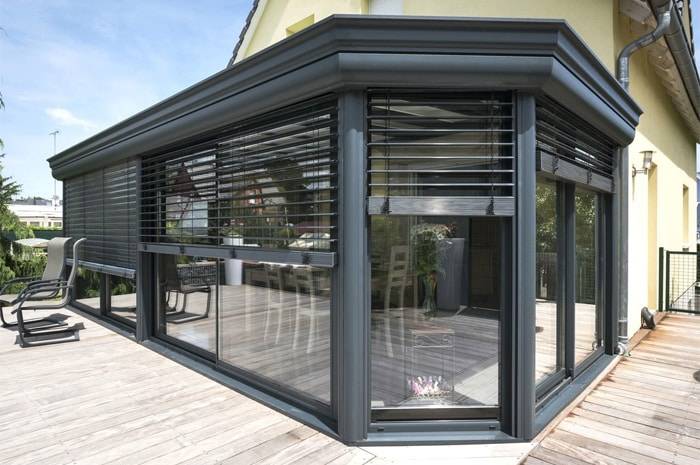 veranda-gris-anthracite-store