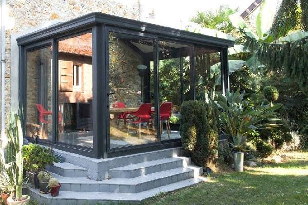 veranda-classique-salleamanger_750 veranda-toit-vitre-gris-anthracite-salle-a-manger