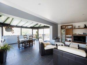 veranda-piece-a-vivre-toit-vitre
