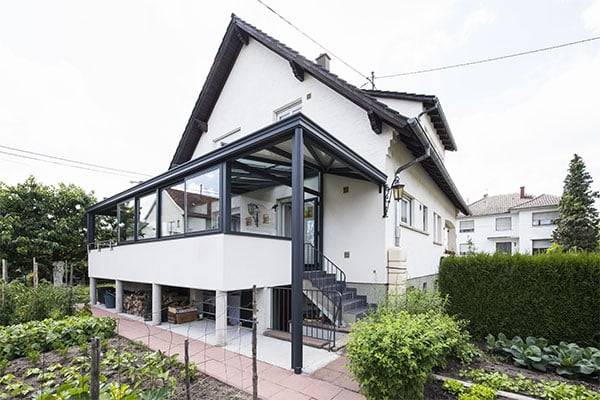 veranda-pergola-store-toit-vitre-le-verandier