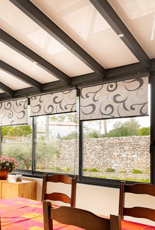 veranda-allege-en-muret-spots-led-stores-reflexion-solaire-interieur-focus-stores Intérieur focus stores et toit