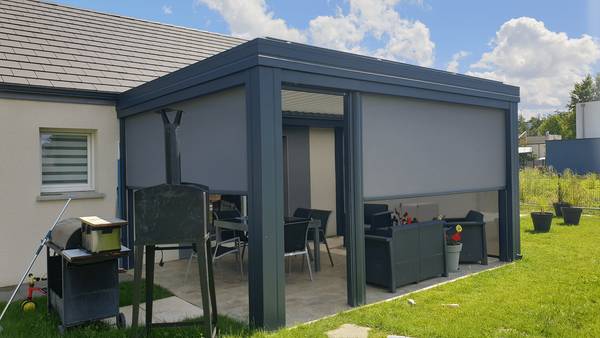pergola-stores-exterieurs-vue-exterieur-1920-1080 Belle pergola