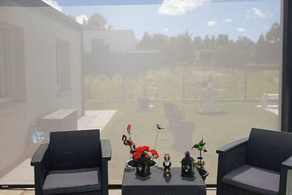 pergola-stores-exterieurs-vue-interieur Intérieur de la pergola